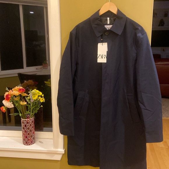 NWT ZARA MEN'S TRENCH PRICE IS FIRM